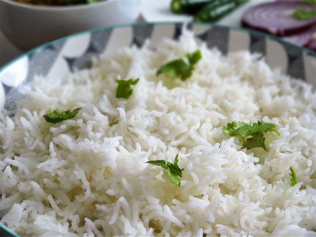 Steamed Rice Recipe  How to make Steamed Rice without steamer - Felicity  Plus