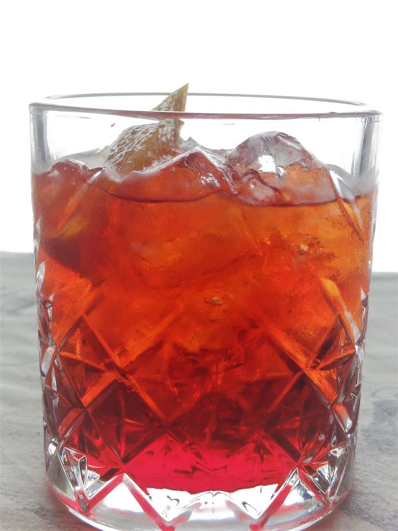 Classic Negroni Cocktail - Felicity Plus